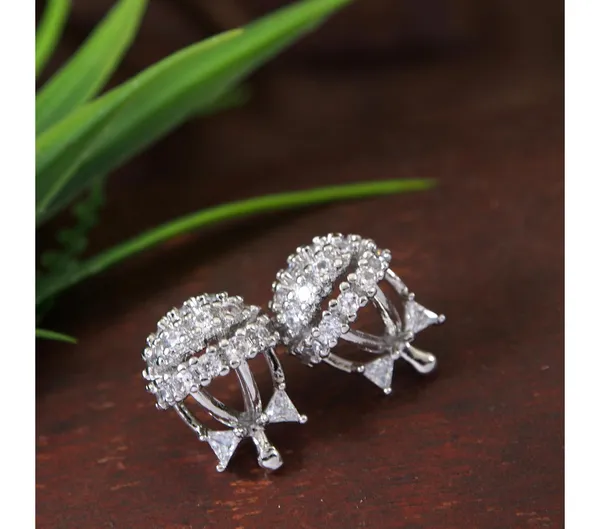 Silver_American_Diamond_Alloy_Trendy_Earring_For_Women