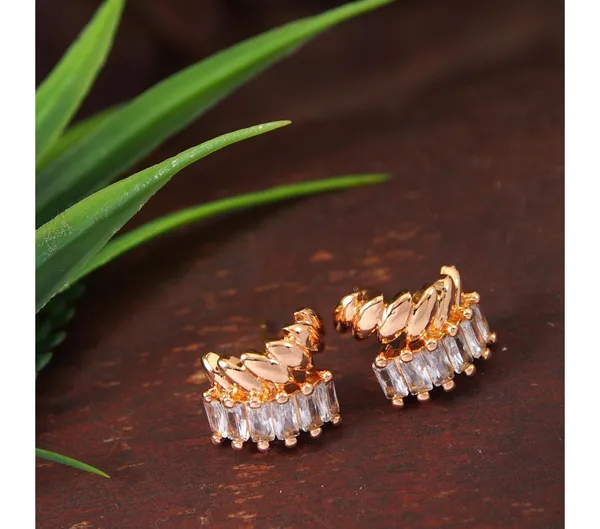 Gold_American_Diamond_Alloy_Trendy_Earring_For_Women