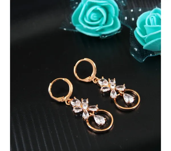 Gold_American_Diamond_Alloy_Trendy_Earring_For_Women