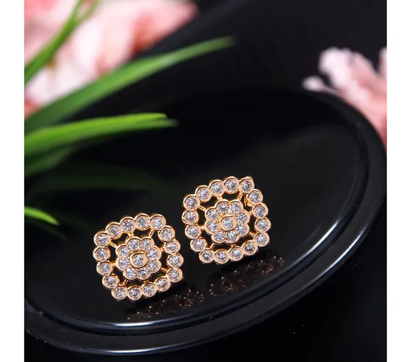 Gold_American_Diamond_Alloy_Trendy_Earring_For_Women