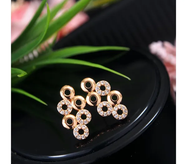 Gold_American_Diamond_Alloy_Trendy_Earring_For_Women