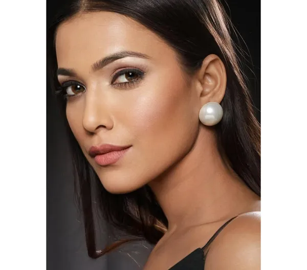 White_American_Diamond_Alloy_Trendy_Earring_For_Women