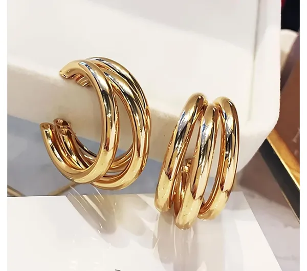 Gold_American_Diamond_Alloy_Trendy_Earring_For_Women