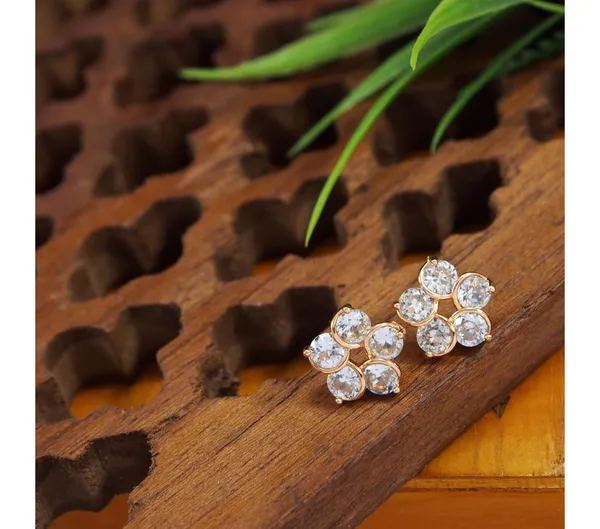 Gold_American_Diamond_Alloy_Trendy_Earring_For_Women