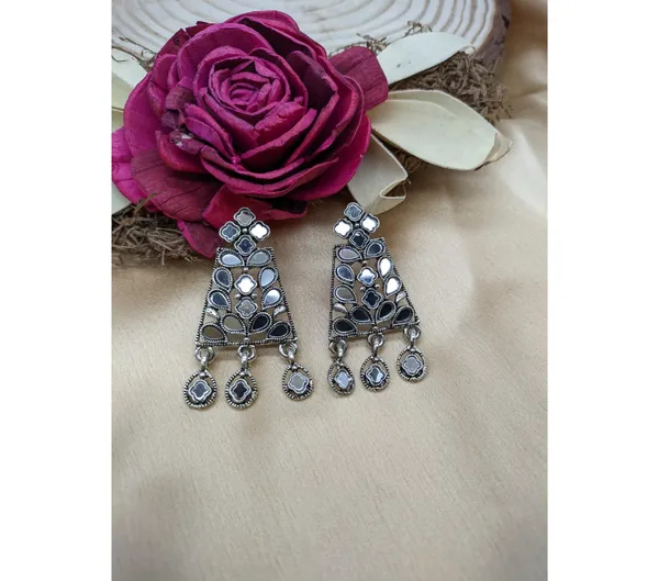 Silver_American_Diamond_Alloy_Trendy_Earring_For_Women