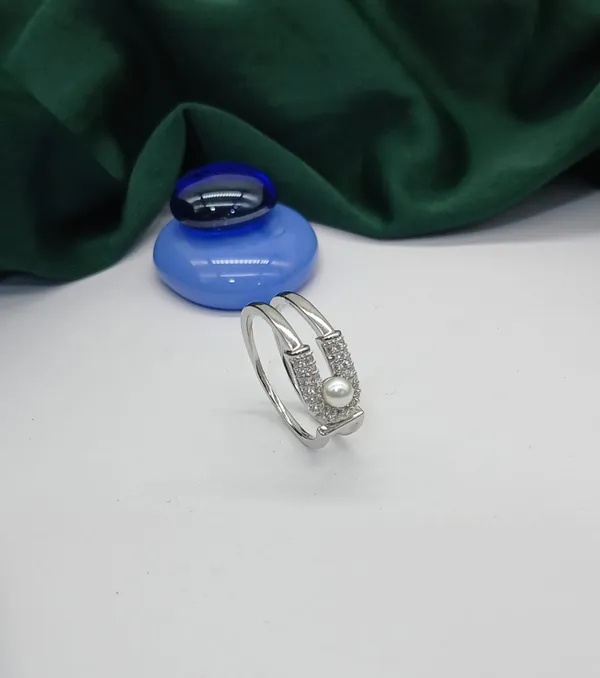 Silver_Pearl_American_Diamond_Trendy_Finger_Ring_For_Women
