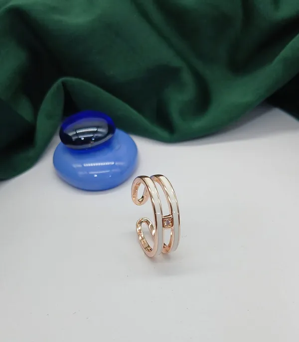 White_American_Diamond_Trendy_Finger_Enamel_Ring_For_Women