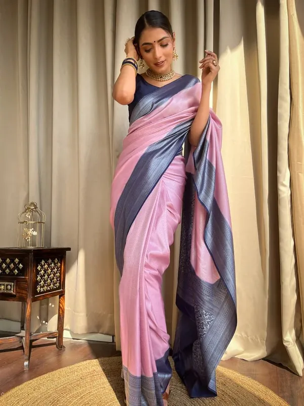 Banarasi_Semi_Silk_Saree_with_Unstiched_Blouse_Piece