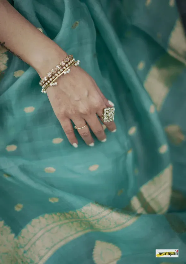 Cotton_Silk_Saree_with_Unstiched_Blouse_Piece