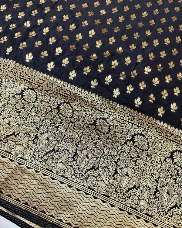 Outstanding_Black_Soft_Banarasi_Silk_Saree_With_Lovely_Blouse_Piece