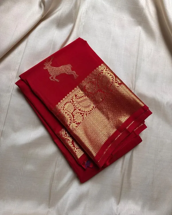 PERFECT_BANARASI_SOFT_SILK_SAREE_with_Unstitched_Blouse