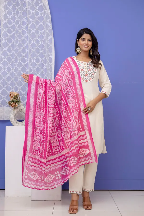 Khaddi_Cotton_Kurti_Pant_Dupatta_Set/Plus_Size/Trending_Set