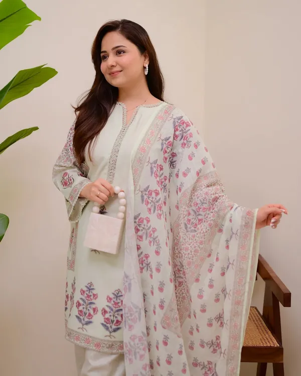 Mint_Green_3_PC_Pure_Cotton_Linen_Floral__Suit_Set_For_Women_