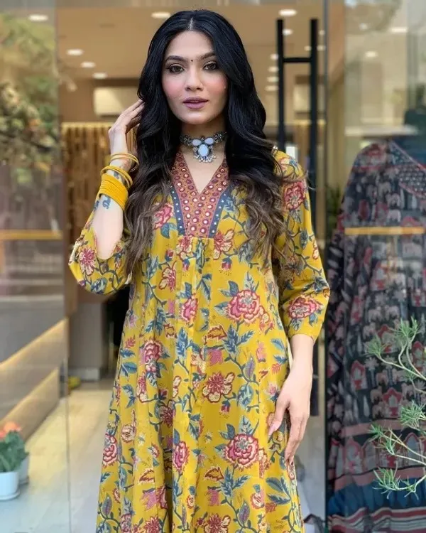 Mustard_Yellow_Women_Beautiful_Flower_Printed_Neckline_Worked_Kurta_and_palazzo_with_Mulmul_Dupatta_(Upto_6XL)