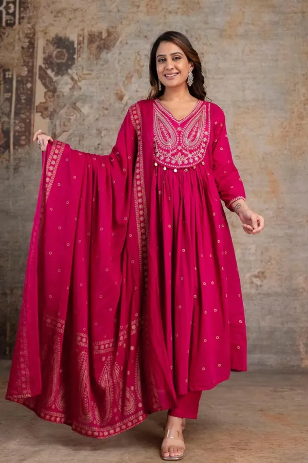 Pink_Paisley_Handwork_A_Line_Mul_Cotton_Suit