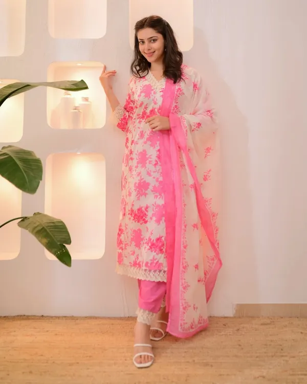 Pink_Petals_Lace_Cotton_Kurti_Pant_Dupatta_Set
