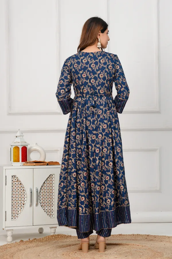 Women_Embroidered_Anarkali_Kurta_Pant_with_Dupatta_Set_(Upto_6XL)