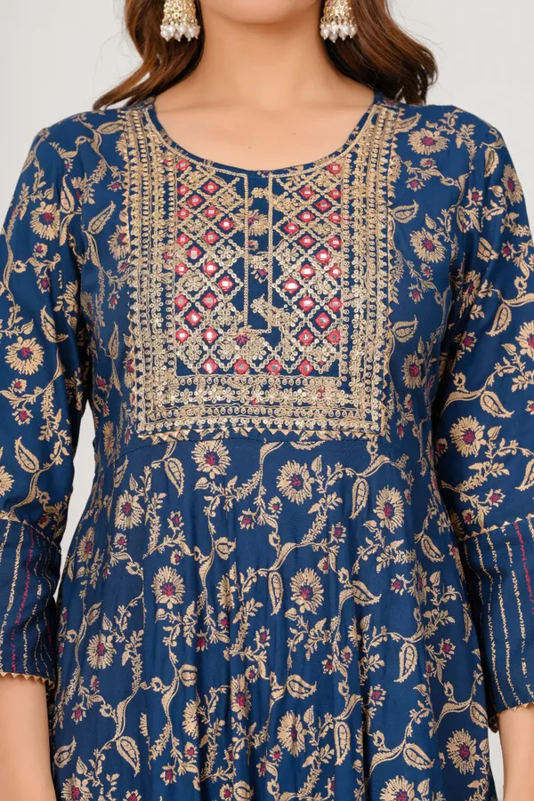 Women_Embroidered_Anarkali_Kurta_Pant_with_Dupatta_Set_(Upto_6XL)
