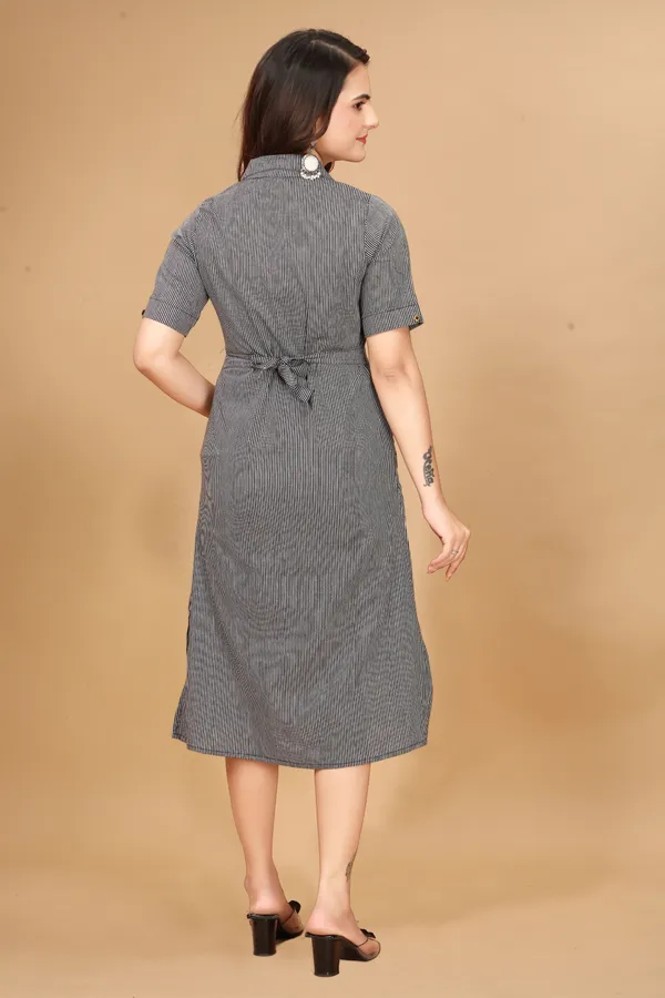 Black_A-Line_Cotton_Pocket_Kurti_For_Women