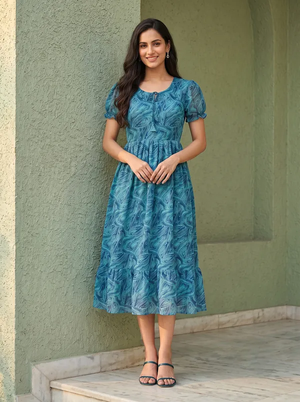 Is_dress_ke_liye_aap_ye_details_use_kar_sakte_ho: