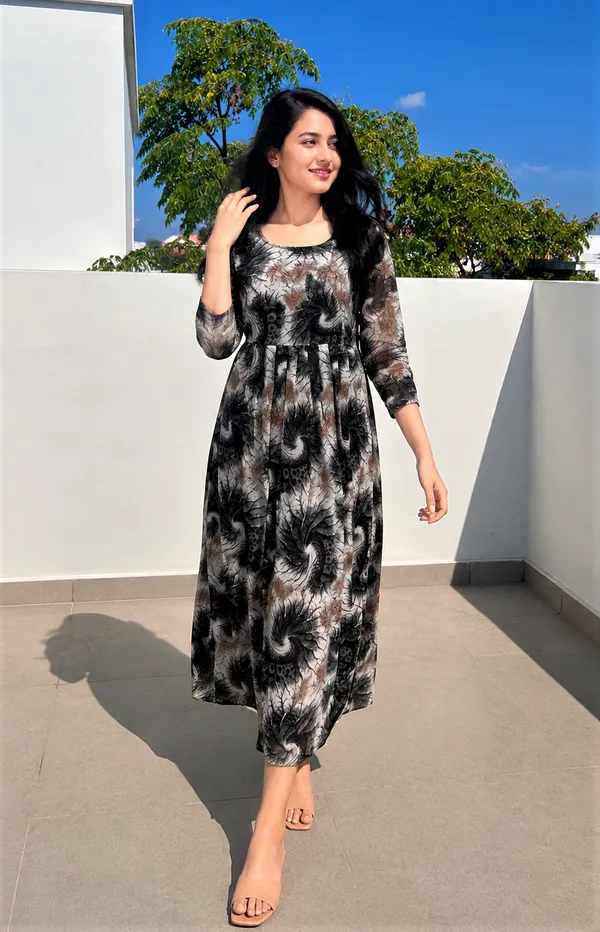 Women_Printed_Flared_Maxi_Dress_with_Full_Sleeves