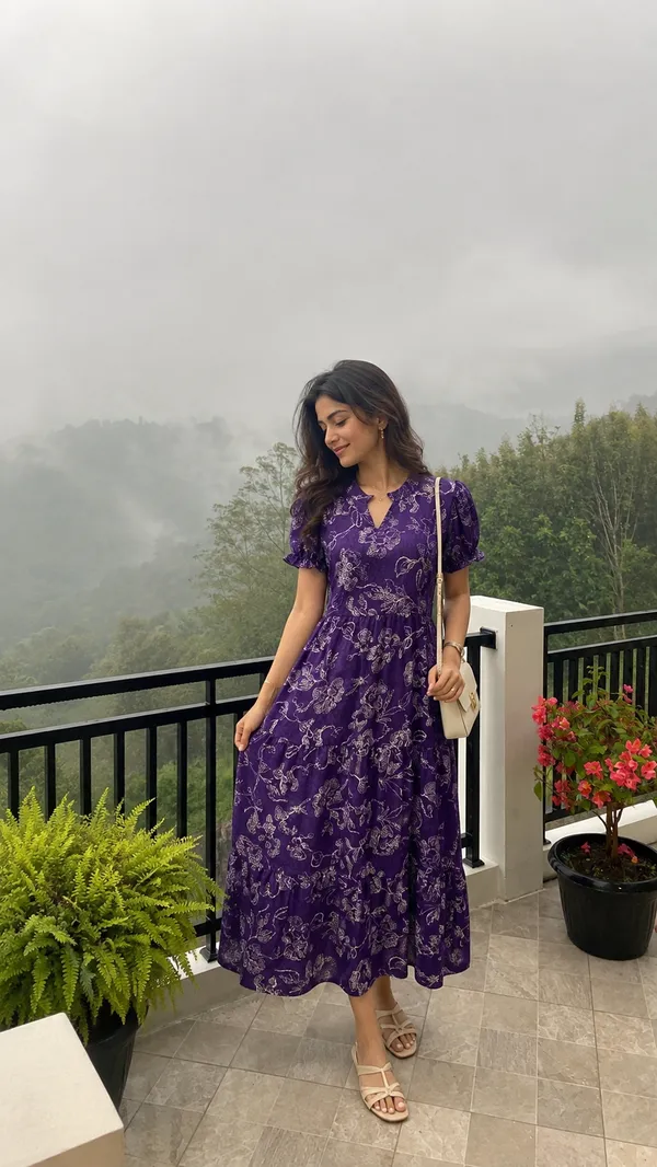Women_Printed_Flared_Maxi_Dress_with_Full_Sleeves