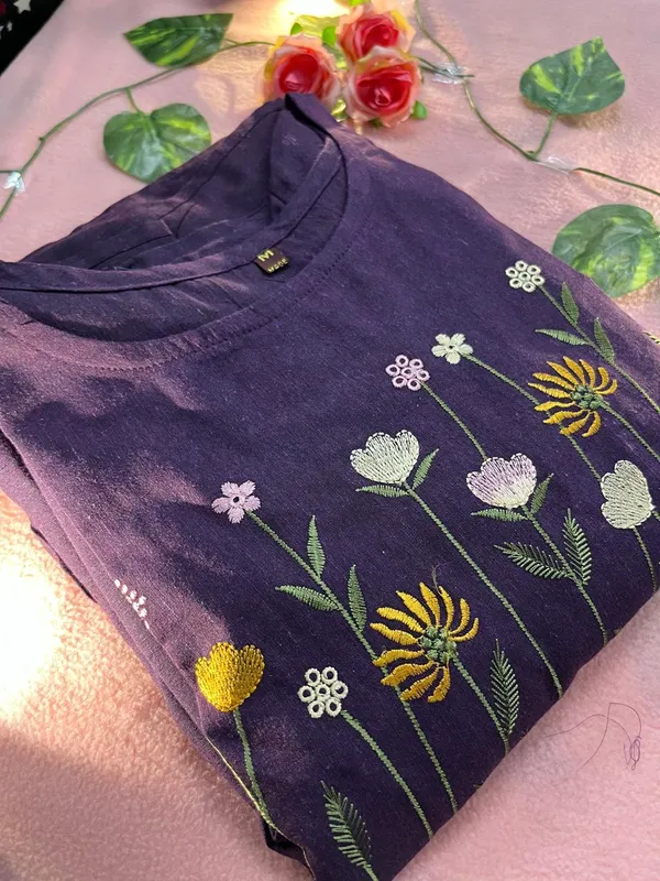 Women’s_Off_Purple_Cotton_Floral_Thread_Embroidered_Knee-Length_Dress