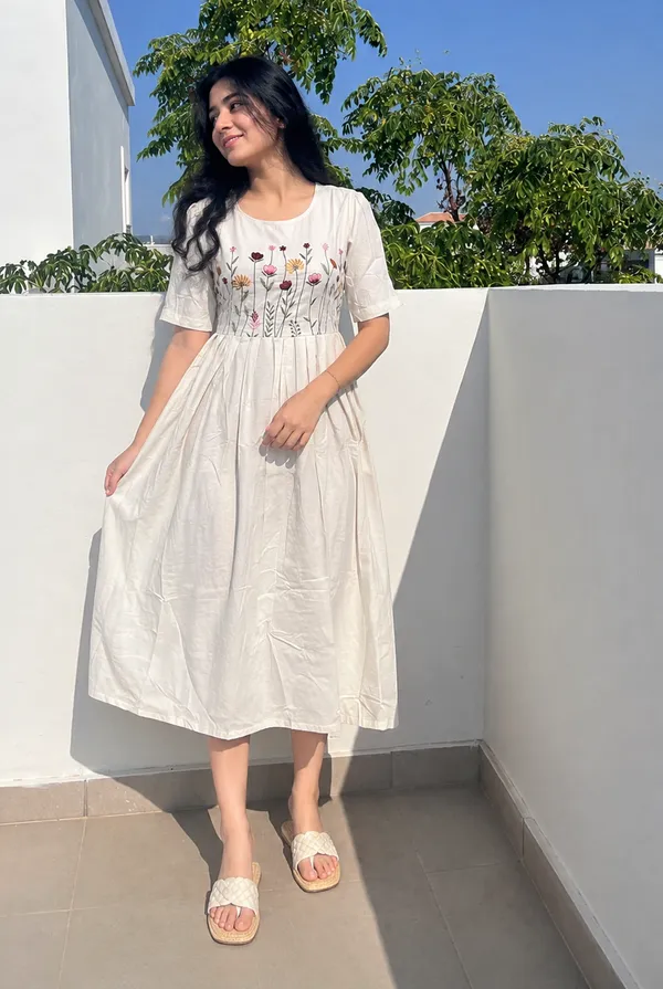 Women’s_Off_White_Cotton_Floral_Thread_Embroidered_Knee-Length_Dress