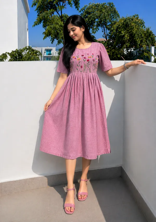 Women’s_Pink__Cotton_Floral_Thread_Embroidered_Knee-Length_Dress