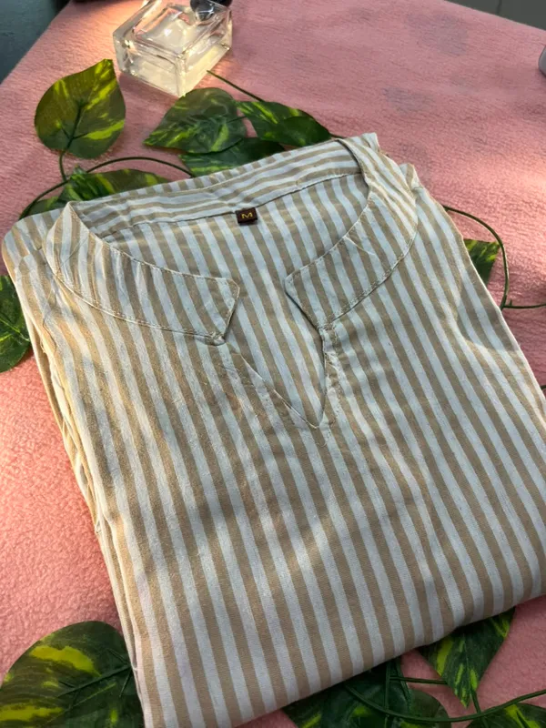Women’s_Striped_Tiered_A-Line_Midi_Dress_with_Short_Puff_Sleeves