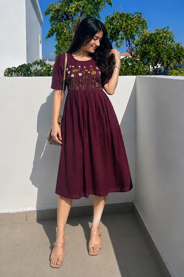 Women’s_red_Cotton_Floral_Thread_Embroidered_Knee-Length_Dress_with_Round_Neck_&_Short_Sleeves