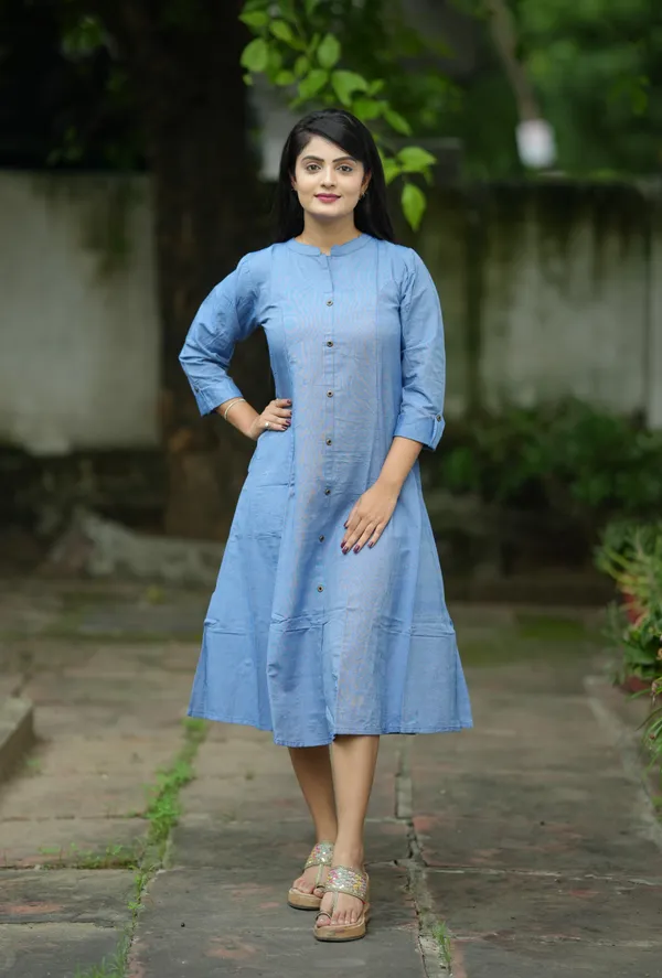 Women_Solid_Blue_Color_Cotton_Kurti