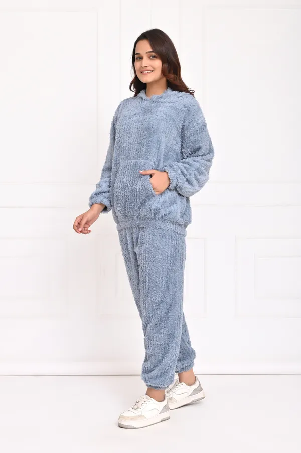 Blue_Winterwear_Night_Suit_With_Hoodie_For_Women