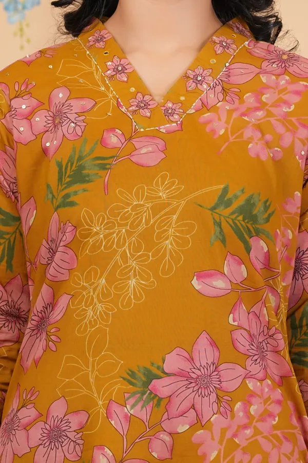 Mustard_V_Straight_Suit_For_Women