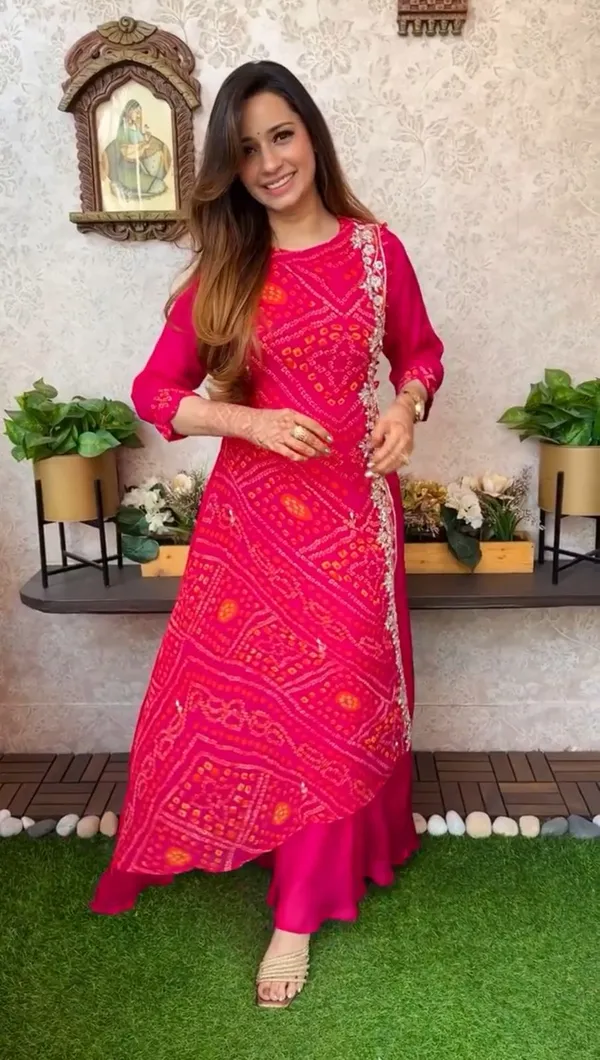 Pink_Pure_Chinnon_Gown_For_Women