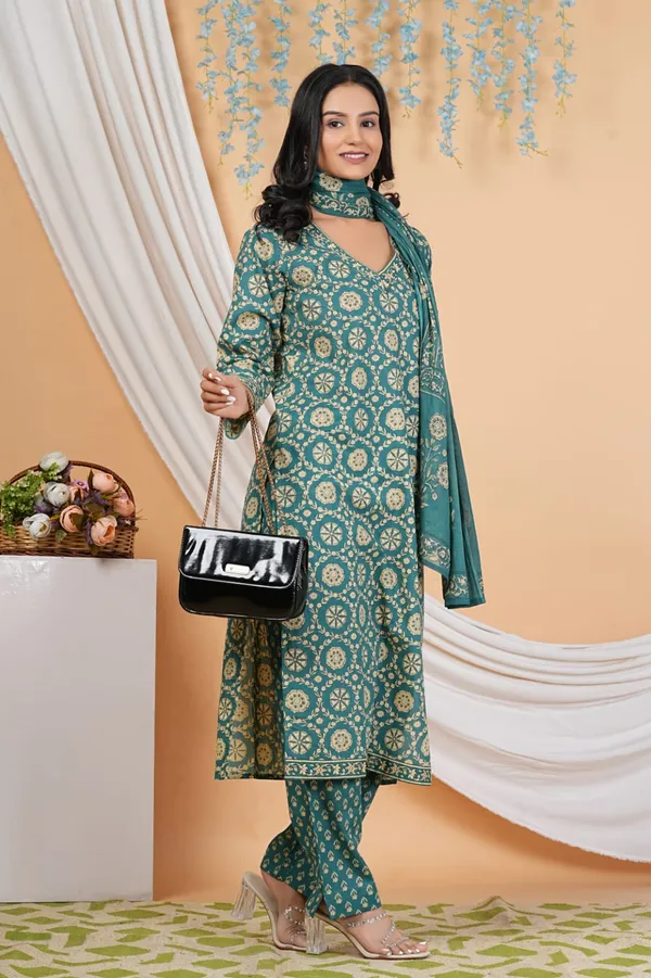 Dark_Green_V_Straight_Suit_For_Women