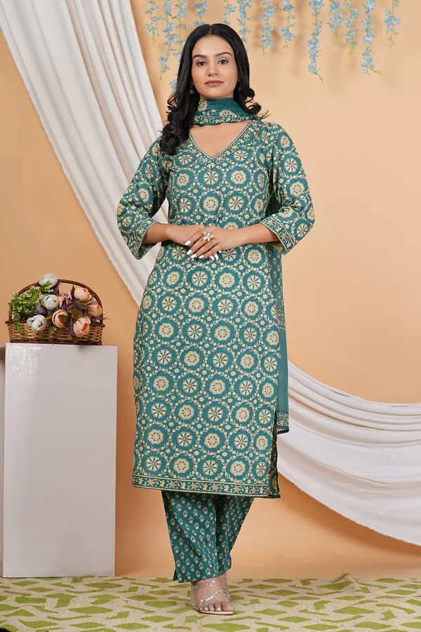Dark_Green_V_Straight_Suit_For_Women