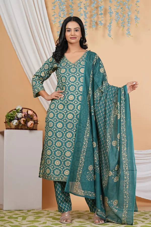 Dark_Green_V_Straight_Suit_For_Women