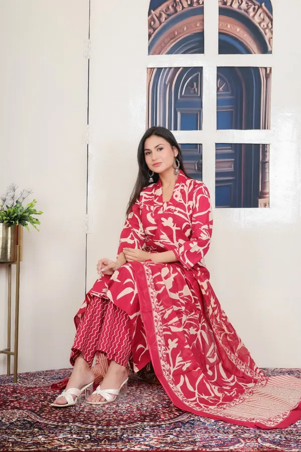 Red_A_Line_Suit_For_Women