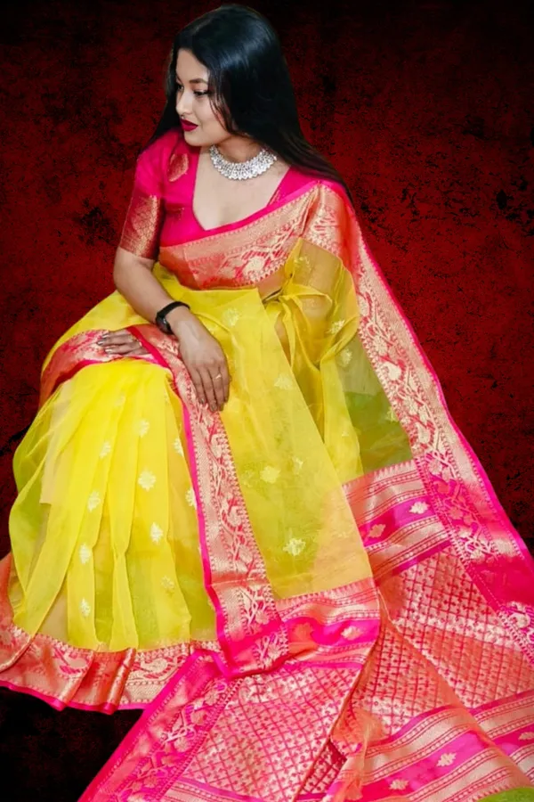 Turmeric_Yellow_Muslin_Banarasi_Saree_For_Women_With_Contrast_Pink_Border_Vaishali
