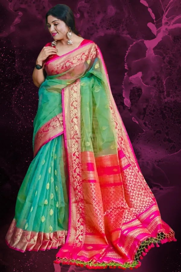 Sea_Green_Muslin_Banarasi_Saree_For_Women_With_Contrast_Pink_Border_Avanti