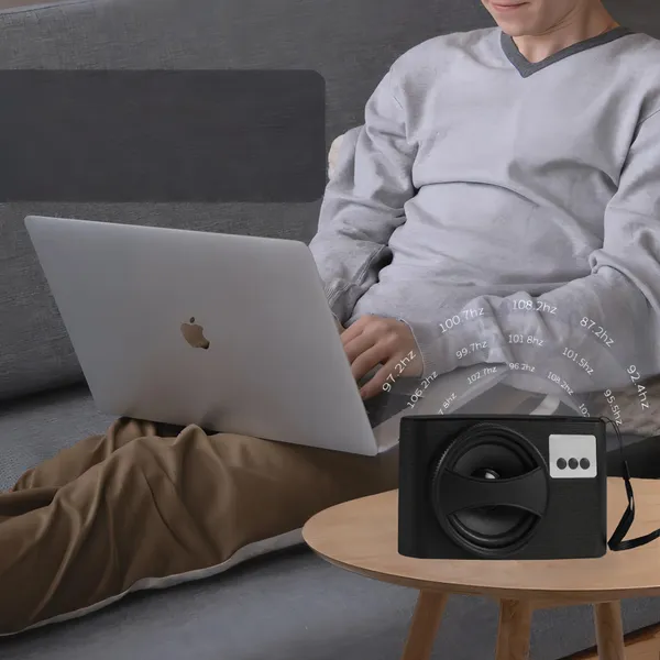 PORTABLE_BLUETOOTH_SPEAKER_Dynamic_Thunder_Sound_1200_mAh_battery_5_W_Bluetooth_Speaker