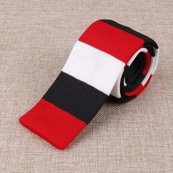 Calixto_Men’s_Red_White_Black_Striped_Knit_Tie_–_Slim_Knitted_Necktie_for_Business,_Wedding,_Office_&_Casual_Wear_–_Textured_Woven_Fashion_Tie_for_Men_–_Classic_Striped_Knit_Neck_Tie_Accessory