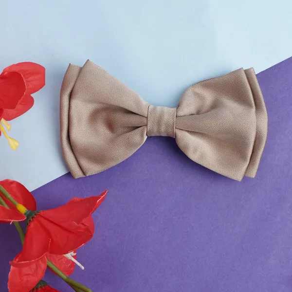 Cream_Double_Layer_Pre-Tied_Bow_With_Lapel_Pin__for_Men,_Classic_Solid_Color_Satin_Fabric_Bow_Tie,_Adjustable_Length_Clip,_Formal_Bow