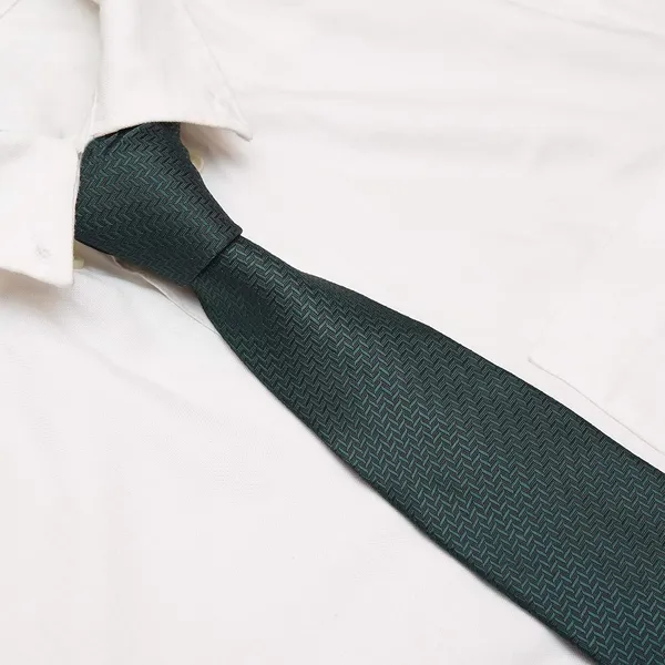 Calixto_Green_Mens_Microfiber_Criss_Cross_Pattern_Necktie_Gift_Set_With_Pocket_Square_Cufflinks_&_Brooch_Pin_Formal_Tie_With_Leatherite_Box|_Leather_Gift_Box