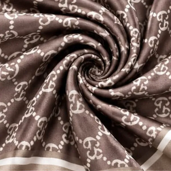 Unisex_Silk-Feel_Satin_Scarf_&_Ascot_for_Men_and_Women_–_Elegant_Brown_&_Cream_Interlocking_Chain_Print_Neckerchief,_Vintage_Cravat_Tie,_Multi-Purpose_Headband,_Hair_Wrap,_and_Fashion_Neck_Scarf