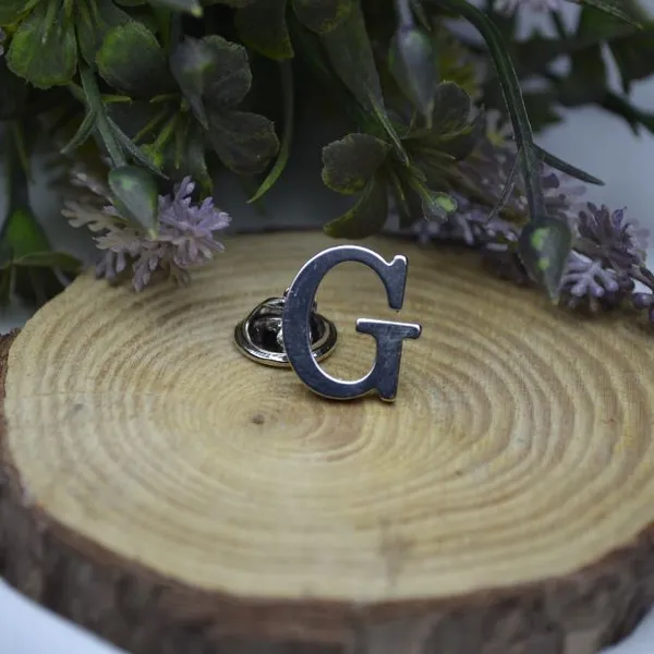 Calixto_Premium_Silver_Color_Alphabet_Letter_"G"_Lapel_Pin_–_Polished_Metal_Initial_Badge_for_Jackets,_Hats,_Bags_&_Uniforms_–_Personalized_Monogram_Accessory_with_Secure_Butterfly_Clasp_–_Elegant_Gift_for_Men_&_Women