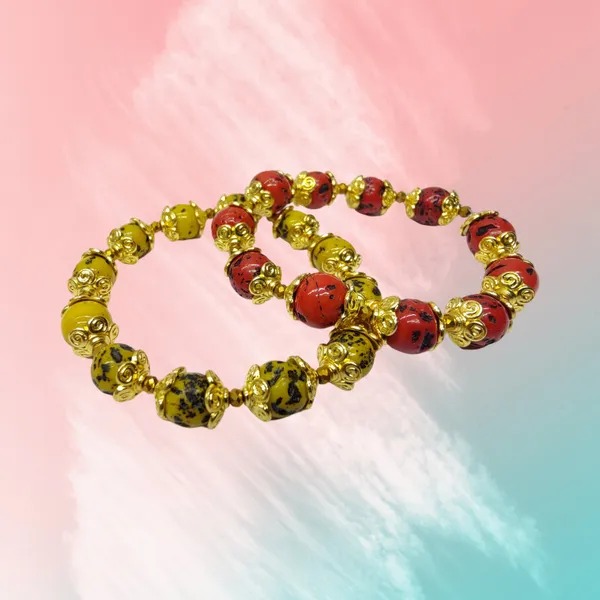 Yellow_and_Red_Beaded_Bracelet