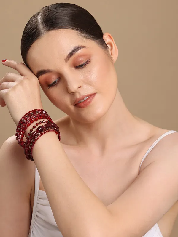 Shades_of_Red_Contemporary_Spiral_Bracelet