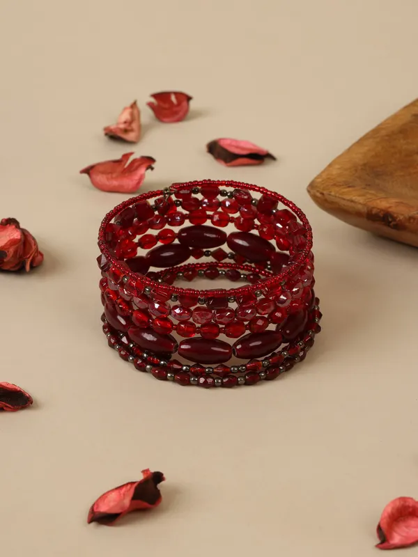 Shades_of_Red_Contemporary_Spiral_Bracelet
